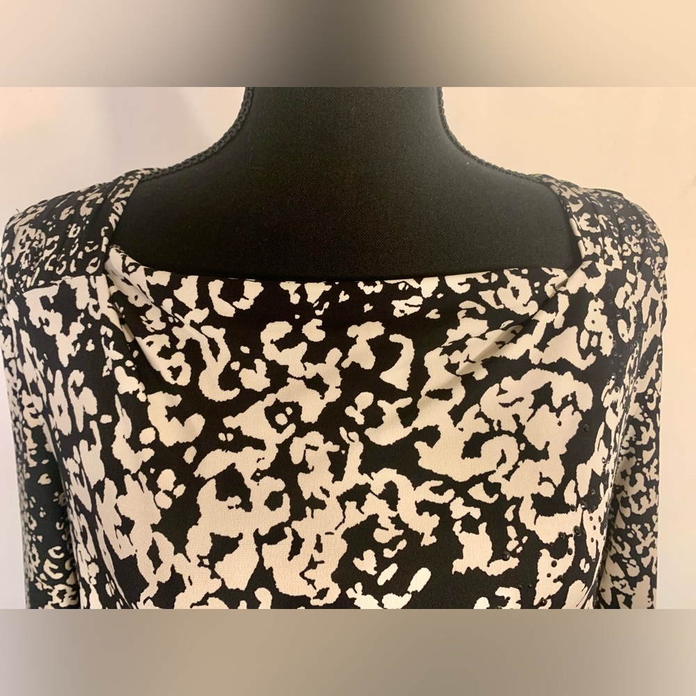 Madison Cowl Neck Leopard & Paisley - Picture 5 of 6